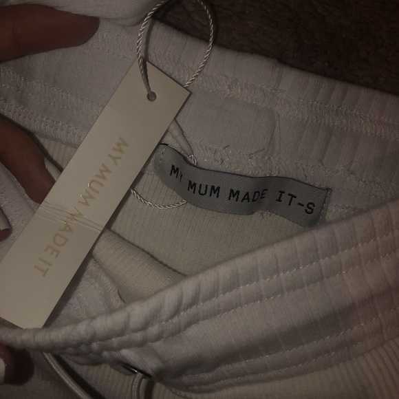 Set - Picture 3 of 3